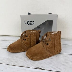 UGG Baby Neumel Chestnut Boots 02/03 Small 6-12 months
